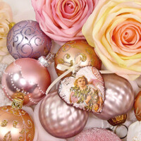  PASTEL BAUBLES, Ambiente