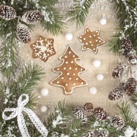GINGERBREAD TREE WITH SUGAR PEARLS, Maki